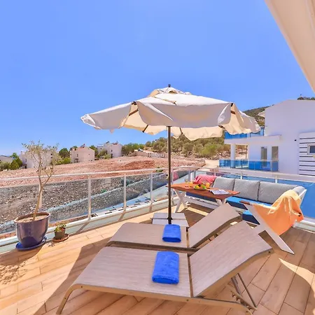 Olive View Penthouse Apartment Kalkan