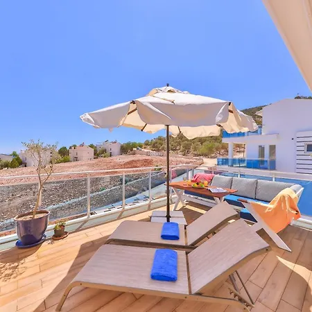 Olive View Penthouse Appartamento Kalkan